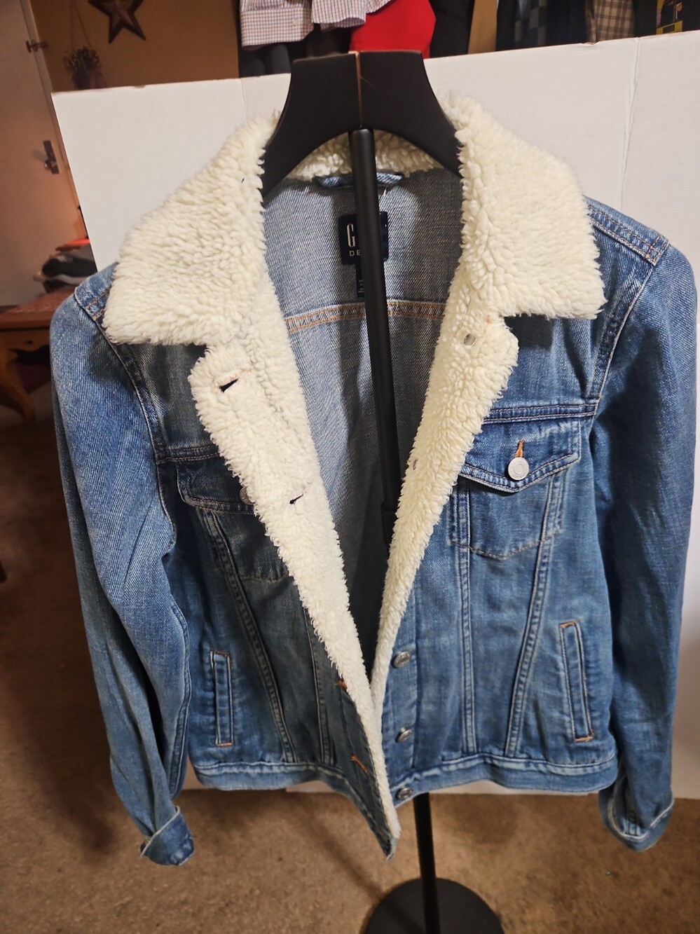 Gap Womens Sherpa Lined Denim Trucker Jacket S